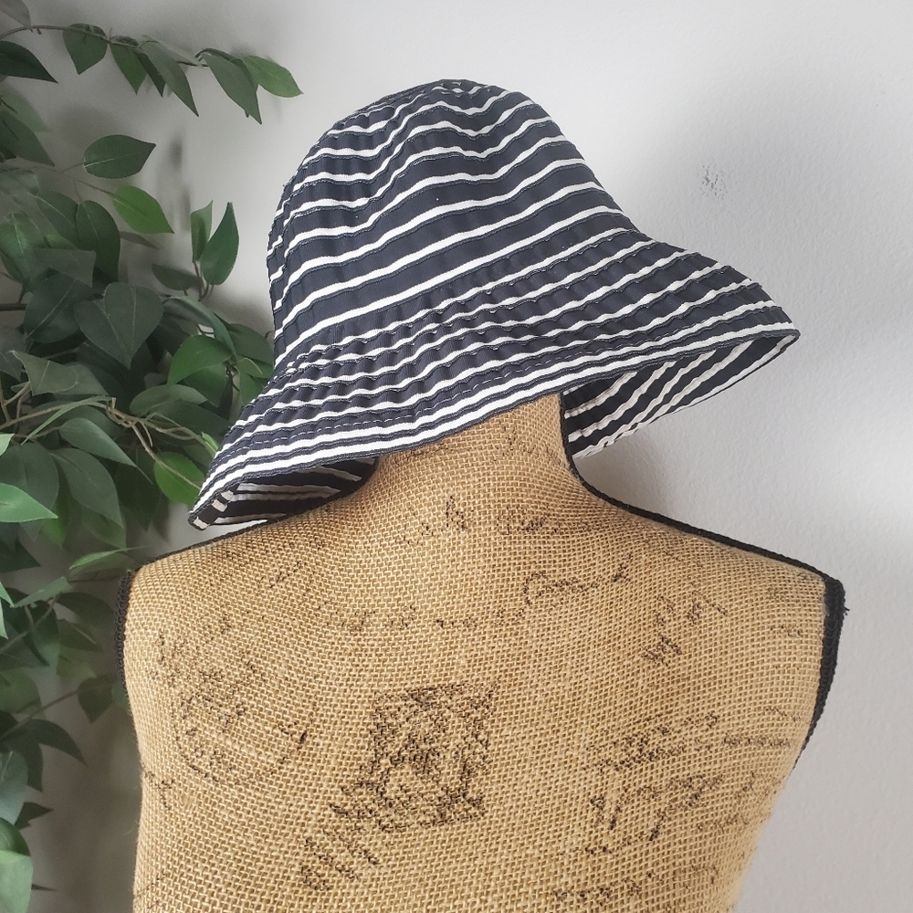 San Diego Hat Company Black and White Wide Floppy Hat